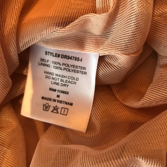 NWT *HOST PICK* Lush Ruffle Cold Shoulder Dress - Picture 7 of 7